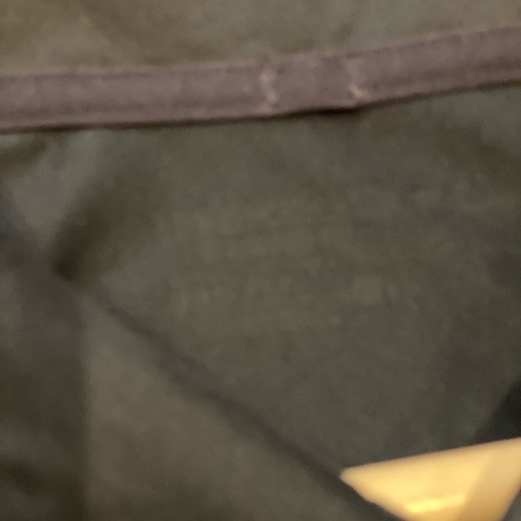 Nike Men’s Navy Golf Polo - Picture 2 of 4